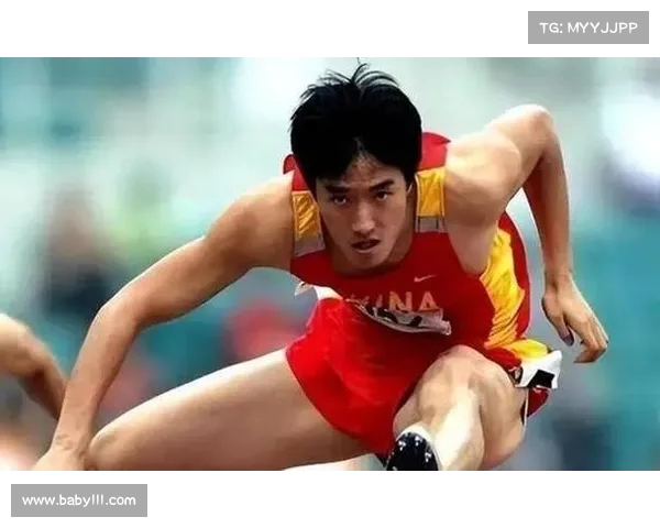 足球球员试训技巧与注意事项解析 助力新秀顺利迈向职业赛场 足球球员试训技巧与注意事项解析 助力新秀顺利迈向职业赛场